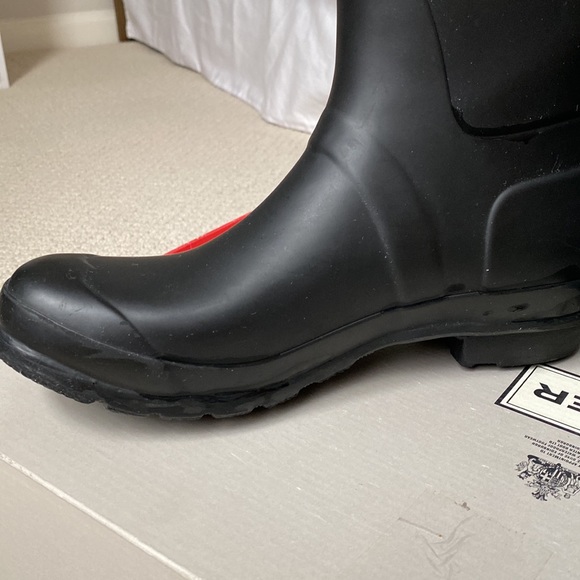 Tall Hunter rain boots - Picture 7 of 11